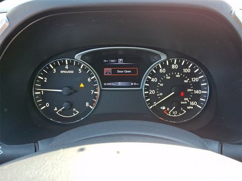 Used 2018 Nissan Pathfinder SV w/ Cargo Package image 20