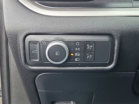 Used 2021 Ford Explorer XLT w/ Equipment Group 202A image 15