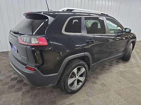 Used 2019 Jeep Cherokee Limited image 10
