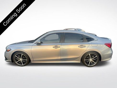 Used 2024 Honda Civic Touring image 8