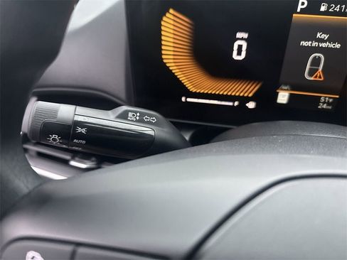 New 2025 Kia K4 LXS image 18