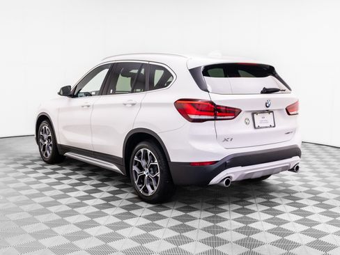 Used 2020 BMW X1 xDrive28i w/ Premium Package AWD/4WD image 3