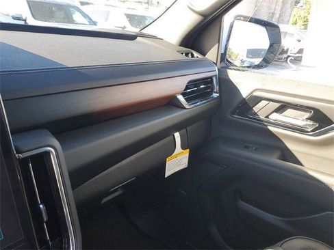 New 2026 GMC Yukon XL Denali w/ Sun & Power Step Package image 25