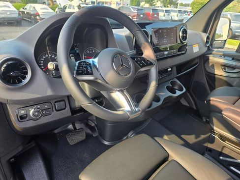 New 2026 Mercedes-Benz Sprinter 2500 image 11