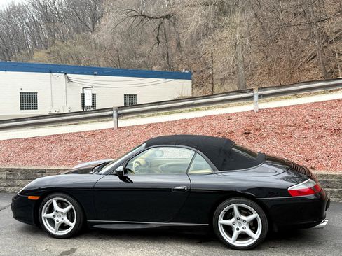 Used 2002 Porsche 911 Carrera image 5