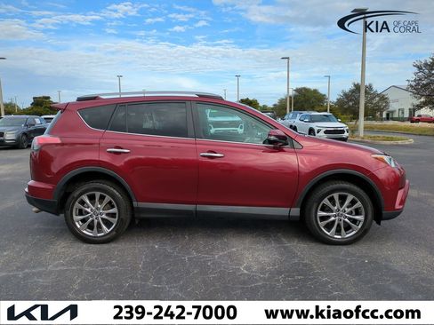 Used 2018 Toyota RAV4 Limited image 4