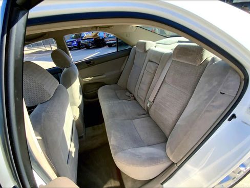 Used 2003 Toyota Camry LE image 19