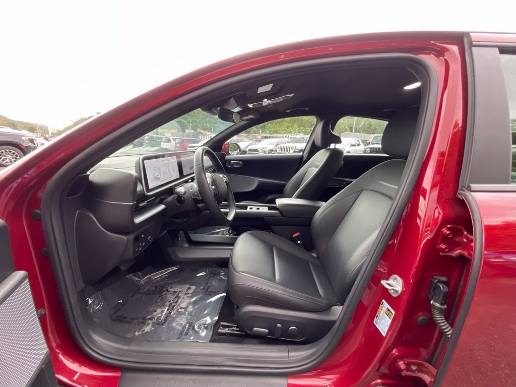 Used 2023 Hyundai Ioniq 6 SEL RWD image 9