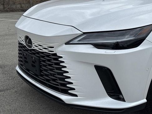 Certified 2025 Lexus RX 350 AWD w/ Convenience Package image 10