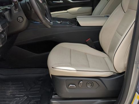 Used 2021 Cadillac Escalade Sport RWD image 10