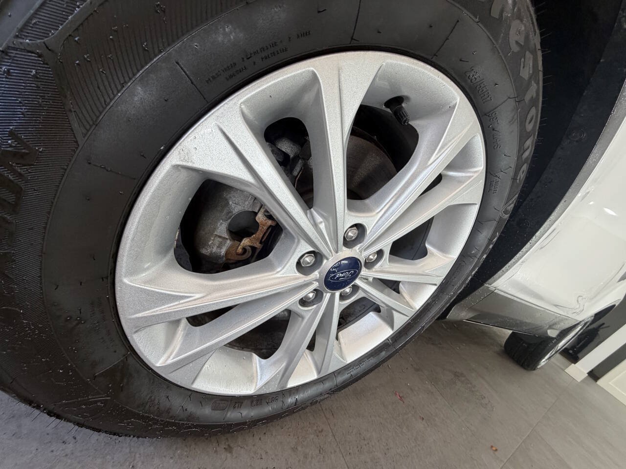 Used 2018 Ford Escape SE AWD/4WD image 2