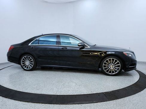 Used 2016 Mercedes-Benz S 550 Sedan w/ Sport Package w/ Sport Package image 6