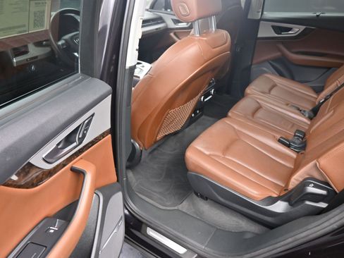 Used 2018 Audi Q7 2.0T Premium Plus w/ Premium Plus Package image 18