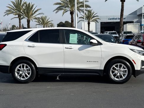 Certified 2024 Chevrolet Equinox LT image 2