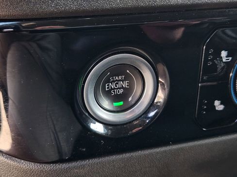 Used 2024 Chevrolet Silverado 1500 LT image 27