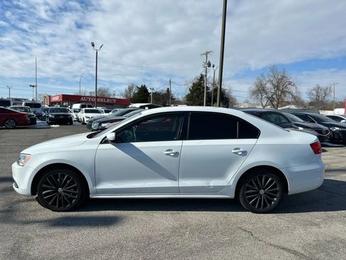 Used 2014 Volkswagen Jetta SE image 9