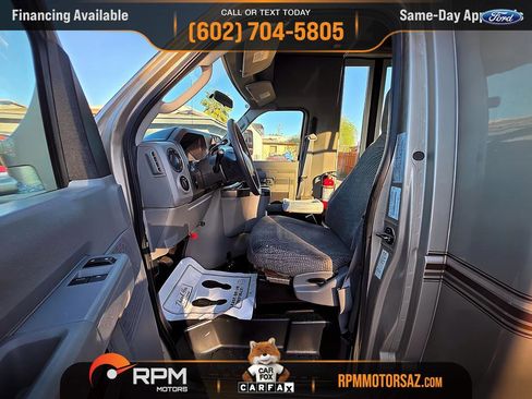 Used 2011 Ford E-350 and Econoline 350 Super Duty w/ Shuttle Bus Prep Pkg image 10