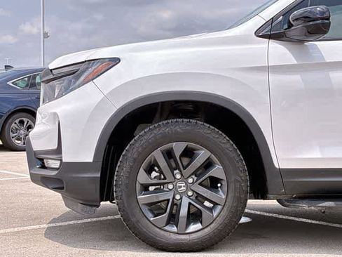 Used 2023 Honda Ridgeline Sport image 14