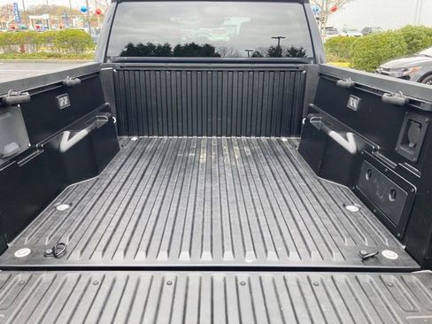 Used 2024 Toyota Tacoma TRD Off-Road image 7