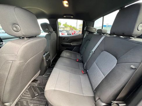 Used 2026 Chevrolet Colorado Trail Boss AWD/4WD image 21