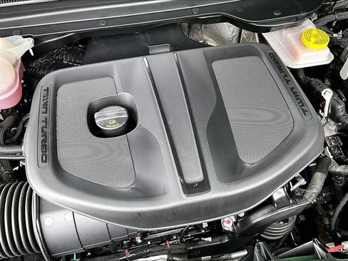 Used 2025 RAM 1500 Big Horn AWD/4WD image 31