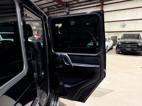 Used 2016 Mercedes-Benz G 550 image 21