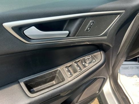 Used 2022 Ford Edge SEL AWD/4WD image 11