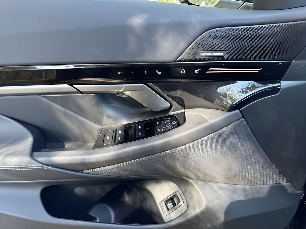Certified 2026 BMW 530i w/ Premium Package RWD image 17