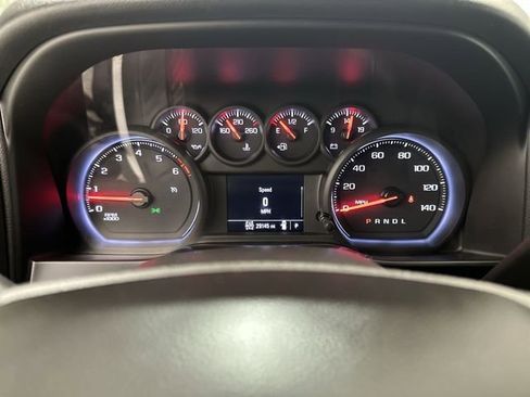 Used 2019 Chevrolet Silverado 1500 Custom Trail Boss w/ Custom Convenience Package image 14