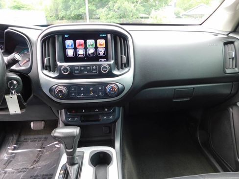 Used 2015 Chevrolet Colorado LT w/ Luxury Package RWD image 6