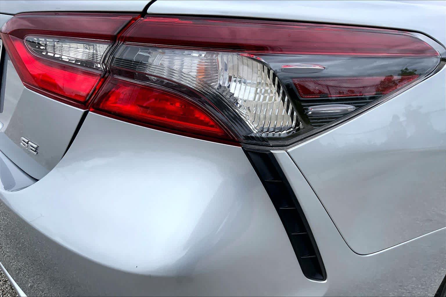 Used 2024 Toyota Camry SE FWD image 30