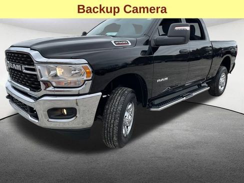 Used 2024 RAM 2500 Big Horn w/ Bed Utility Group image 5