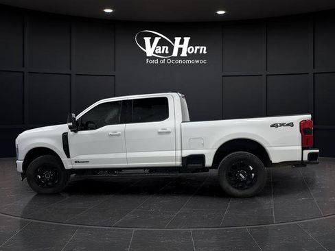 Used 2025 Ford F350 Lariat w/ Black Appearance Package image 13