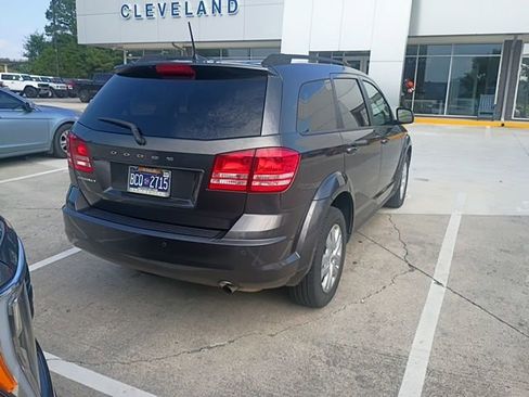 Used 2020 Dodge Journey SE w/ SE Popular Equipment Group FWD image 7