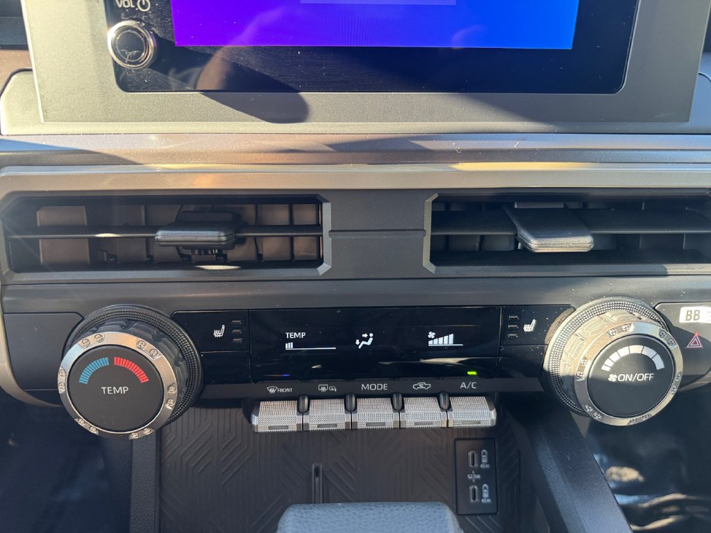 Used 2026 Toyota Tacoma SR5 AWD/4WD image 22