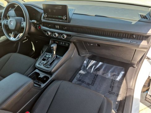 Used 2023 Honda CR-V EX image 31