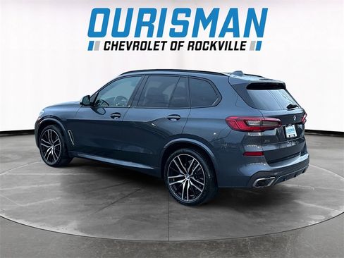 Used 2020 BMW X5 M50i image 4