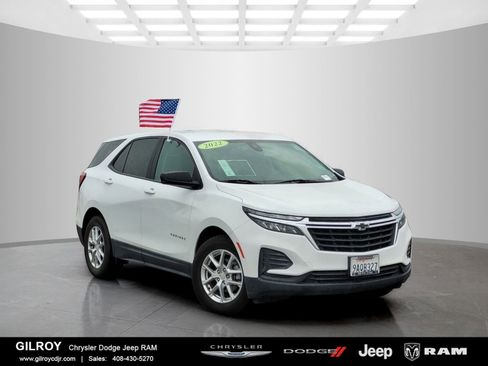 Used 2022 Chevrolet Equinox LS w/ LS Convenience Package FWD image 1