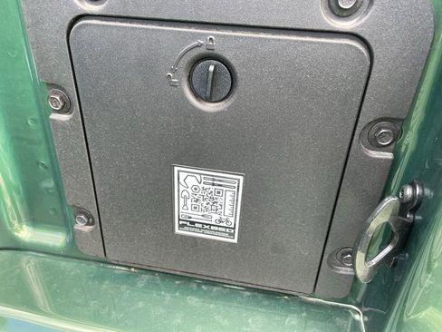 New 2025 Ford Maverick XLT image 18