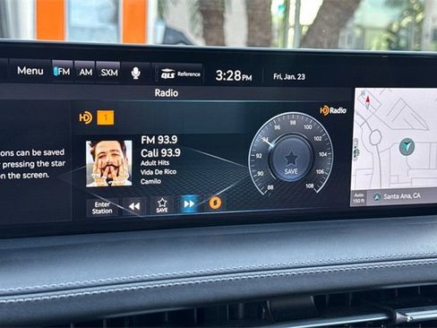 Used 2023 Genesis GV70 2.5T w/ Sport Prestige Package image 23