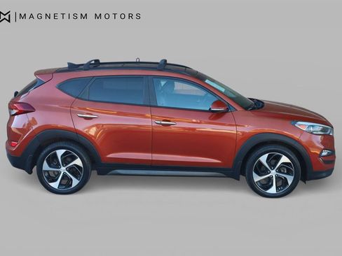 Used 2016 Hyundai Tucson Limited w/ Option Group 03 image 2