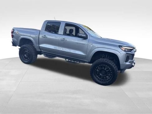 Used 2025 Chevrolet Colorado W/T w/ WT Convenience Package II image 7