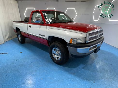 Used 1994 Dodge Ram 1500 Truck 4x4 Regular Cab image 11