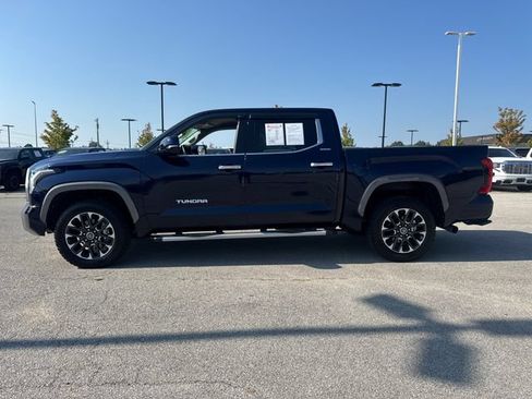 Used 2023 Toyota Tundra Limited w/ Power Package AWD/4WD image 3