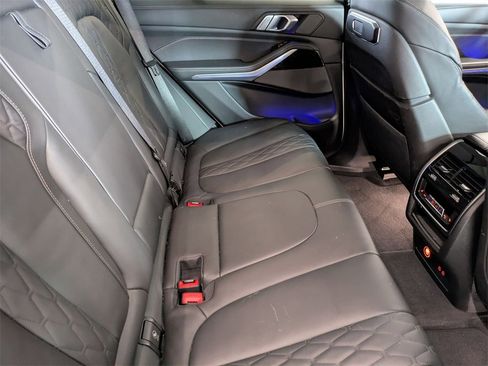 Used 2025 BMW X5 xDrive50e image 36