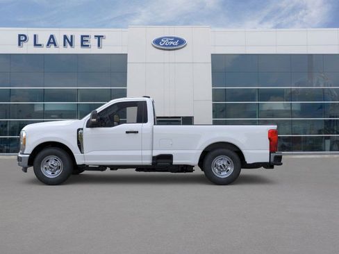 New 2026 Ford F250 XL w/ XL Chrome Package image 3