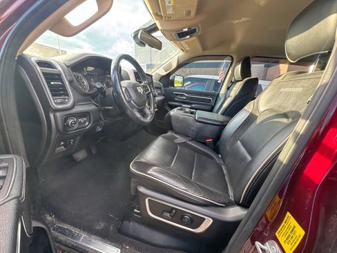 Used 2019 RAM 1500 Laramie AWD/4WD image 2