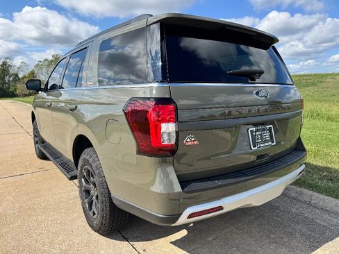 Used 2024 Ford Expedition Timberline image 8