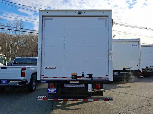 New 2024 Chevrolet Express 3500 Van 177 w/ Power Convenience Package image 5