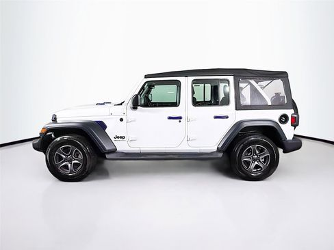 Used 2023 Jeep Wrangler Sport image 4
